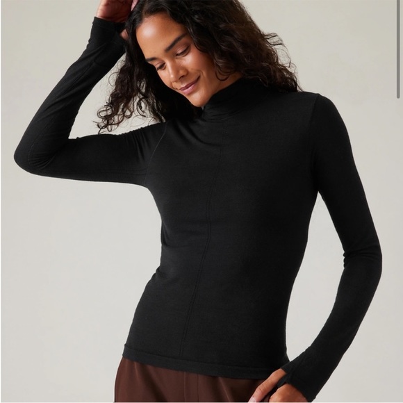 Athleta NWT Ascent Turtleneck - Picture 5 of 9